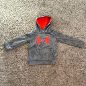 under armour performance hoodie